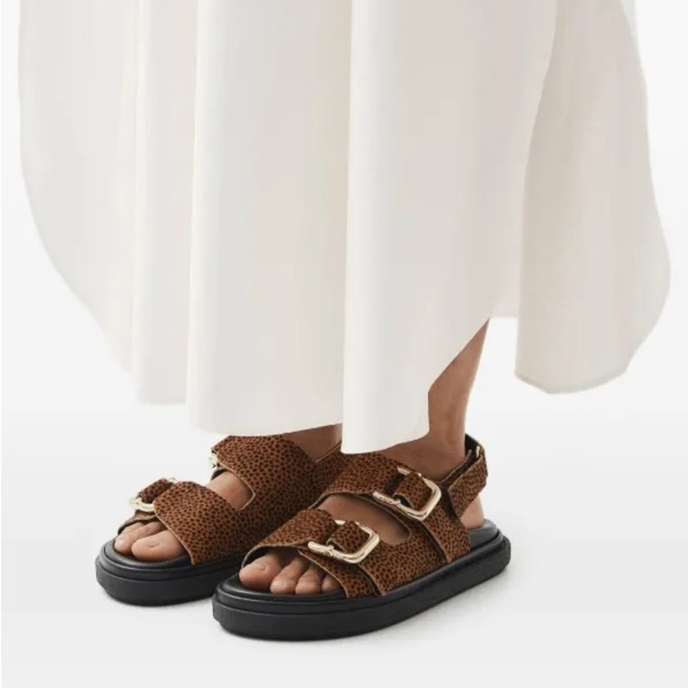 ALOHAS Brown Cheetah Sandals with Gold Buckles
